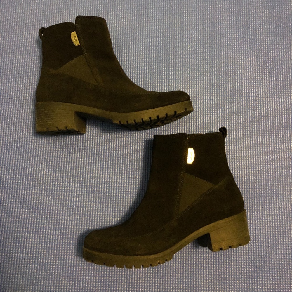 Anne Klein boots sz 8